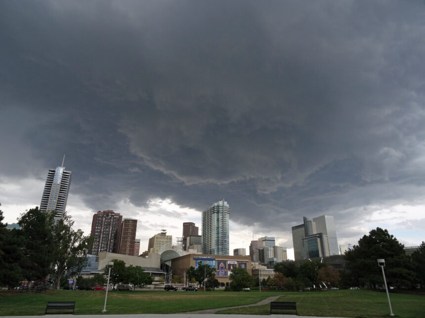 IMD Warns of Impending Thunderstorms: Mumbai Braces for Severe Weathe