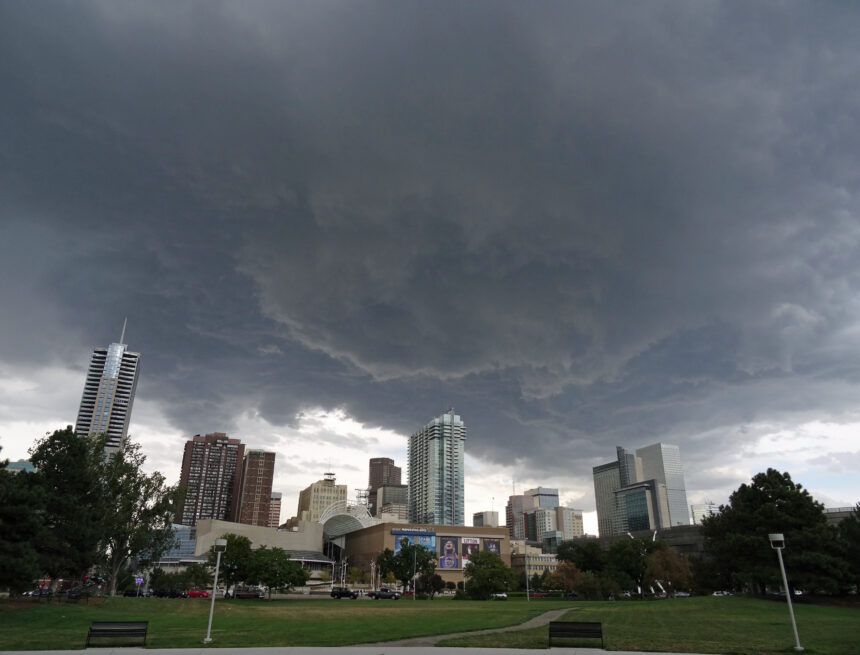 IMD Warns of Impending Thunderstorms: Mumbai Braces for Severe Weathe